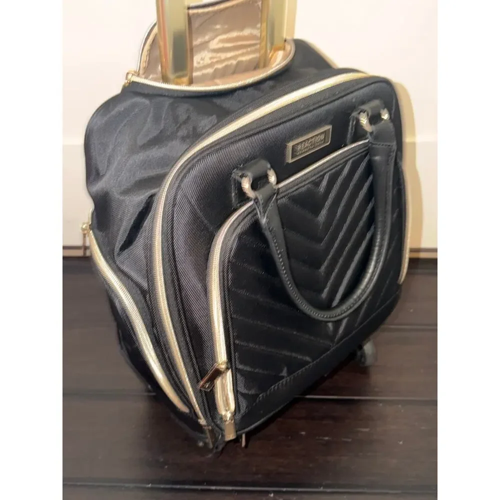 Kenneth Cole Reaction Chelsea Underseater Spinner Suitcase